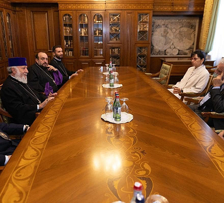 Католикос Всех Армян принял бывшего прокурора Международного уголовного суда