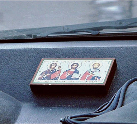 Il metropolita Hilarion ha criticato il divieto delle icone in Yandex. Taxi'