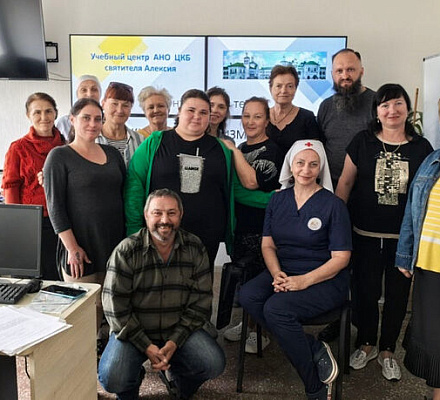 Больница святителя Алексия провела в Бердянске пятый поток курсов по уходу за тяжелобольными