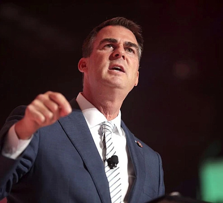 Oklahoma governor signs order directing state to prioritize religious freedom