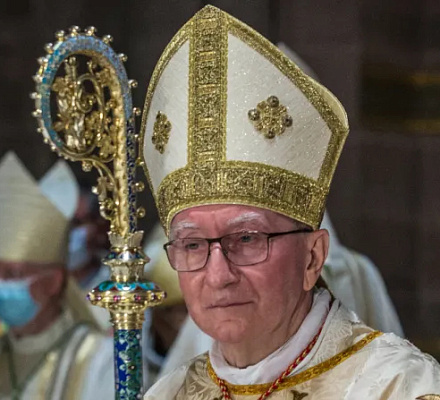 Pope Francis sends telegram of condolence to Cardinal Parolin after mother's death