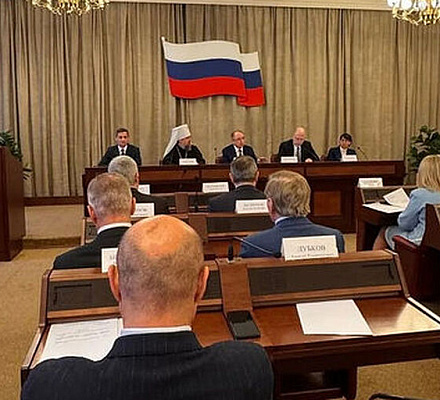 В Администрации Президента РФ обсудили вопросы сохранения традиционных духовно-нравственных ценностей