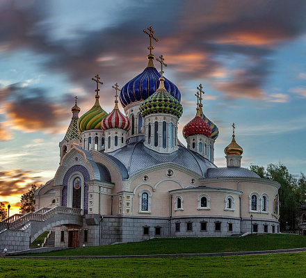 Lipetsk, Kursk, Saransk, Mosca e Belgorod guidano in termini di coinvolgimento nella cultura ortodossa