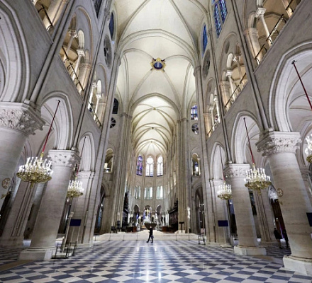 Una señal del "renacimiento" de París: La catedral de Notre Dame reabrirá el 8 de diciembre