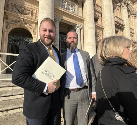En las reuniones del Vaticano, el Movimiento Católico de la Tierra proclama la fe, la familia y la agricultura