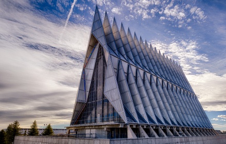 Capilla de cadetes de la Academia de la Fuerza Aérea de los Estados Unidos