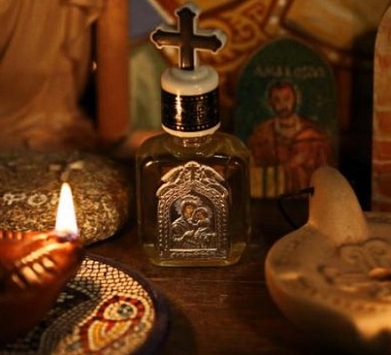 Как правильно использовать церковное масло