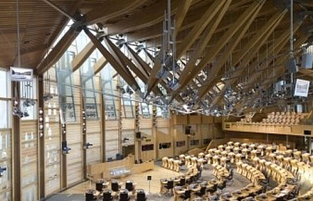 Шотландский парламент отклонил законопроект о легализации эвтаназии