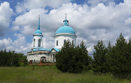 Церковь Воздвижения Креста Господня.