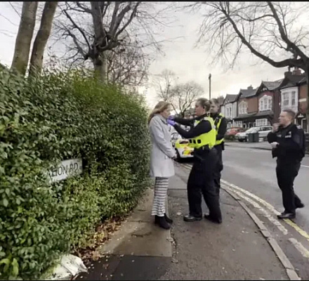 Casi 60.000 personas se unen al llamamiento para que el primer ministro británico salvaguarde el derecho a rezar en silencio