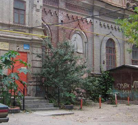 I vecchi credenti di Saratov hanno restituito la costruzione della chiesa del XIX secolo