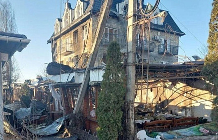 Епископ Скадовский Филарет навестил в больнице пострадавших от атаки в селе Хорлы Херсонской области