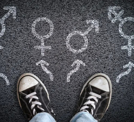 Parents’ group urges federal investigation of YMCA over men in girls’ locker rooms