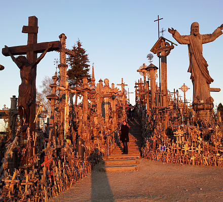 Hill of Crosses - Yurgaichu Hill vicino a Shauliai (Lituania)