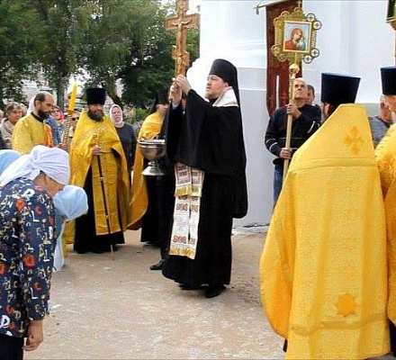 Parte della Santa Croce vivificante è stata portata nell'epicentro del terremoto negli Urali