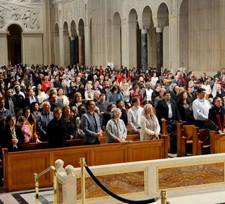 Confiar en el Señor": Los católicos se reúnen en la 32ª Semana Internacional de Oración y Ayuno