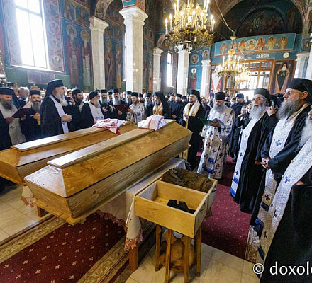 В Румынии обрели мощи прпп. Клеопы и Паисия Сихастрийских