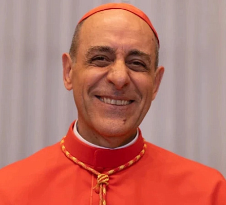 Fernández: el diaconado "no es hoy" la respuesta para promover a las mujeres en la cúpula de la Iglesia