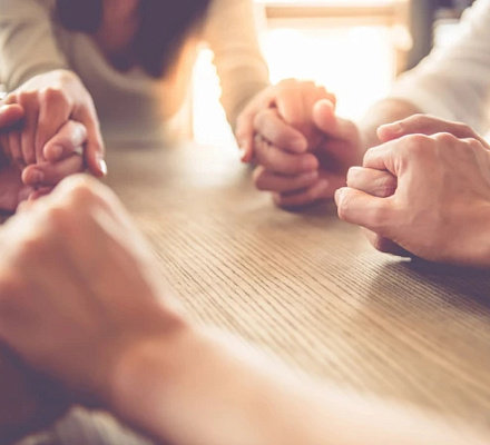 La "curación intergeneracional" no tiene base en la doctrina católica, afirman los obispos españoles