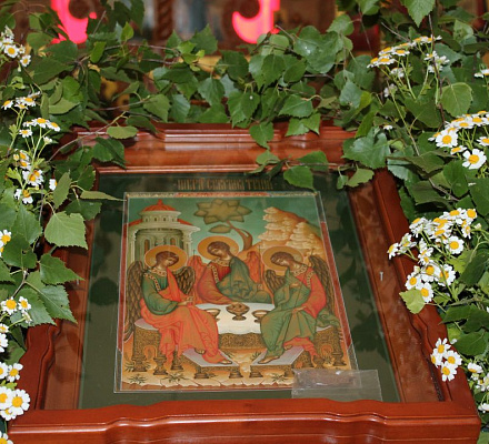 23 июня – праздник Святой Троицы (Пятидесятницы)