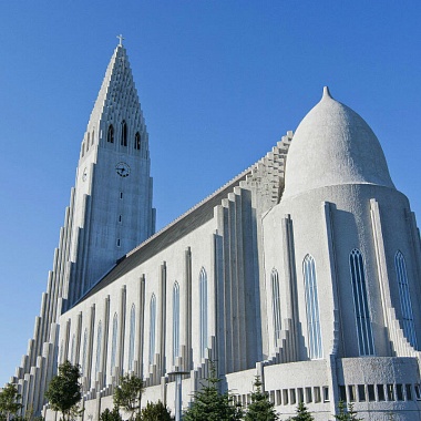 Iglesia Hallgrimskirkja en Reykjavik (Islandia)