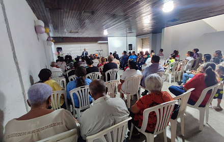 Centro Cristiano de Adoración Viva