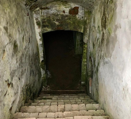 Ein Bewohner der Region Twer veröffentlichte ein Foto einer vergessenen unterirdischen Kirche