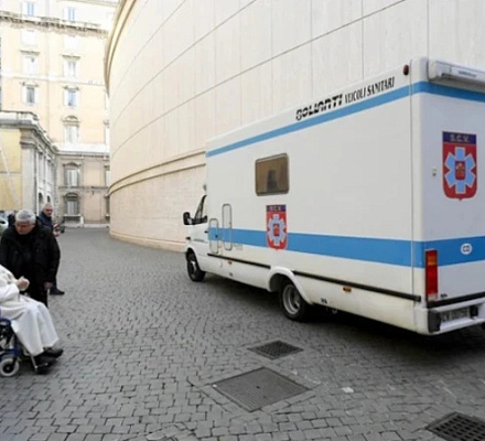 El Papa Francisco envía un regalo especial de Navidad a la población de Ucrania, devastada por la guerra