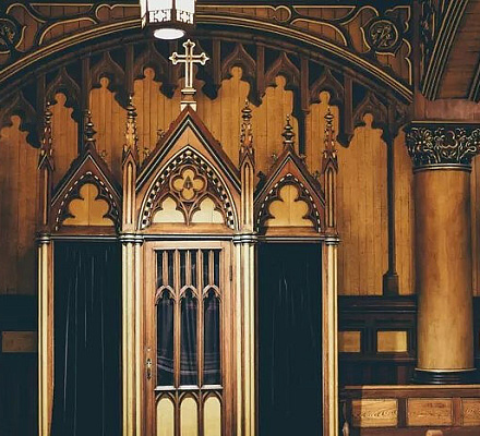 Новый закон штата Вашингтон обязывает католических клириков нарушать тайну исповеди