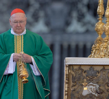 El Papa Francisco encarga a un cardenal estadounidense la revisión "urgente" del fondo de pensiones del Vaticano