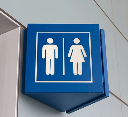 La Asamblea Legislativa de Ohio aprueba un proyecto de ley que obliga a utilizar los baños escolares en función del sexo biológico