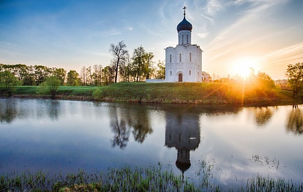 'Templo del cisne' Iglesia de la intercesión en el Nerl (Rusia)