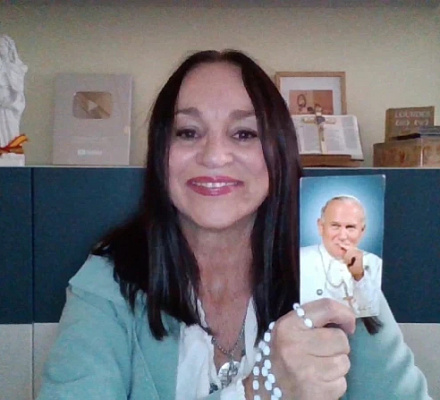 Atea durante 35 años, se reencontró con Dios en la tumba de San Juan Pablo II