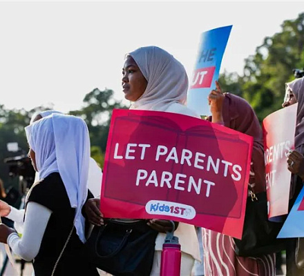 Un distrito escolar de Maryland retira libros LGBTQ en medio de una batalla legal ante el Tribunal Supremo