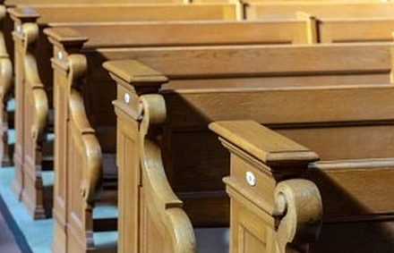 В июне был снова зафиксирован всплеск христианофобии по всей Европе