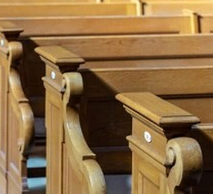 В июне был снова зафиксирован всплеск христианофобии по всей Европе