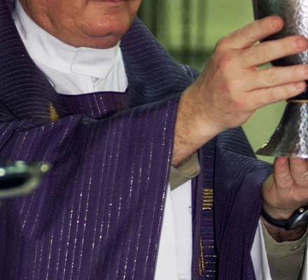 La dictadura nicaragüense secuestra y expulsa a otro sacerdote