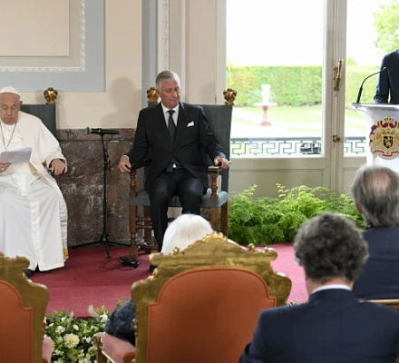 Más de 500 belgas exigen ser eliminados del registro de bautizos tras las declaraciones del Papa Francisco