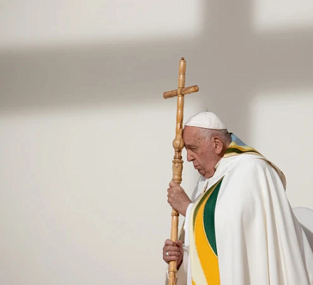 El Papa Francisco reza por las víctimas del atentado en el mercado navideño alemán, que se eleva a 5 muertos