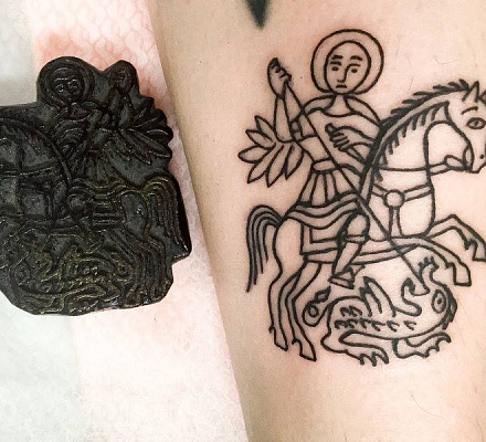 Razzouk Tattoo Salon: ricordi del pellegrinaggio che rimangono sotto la pelle