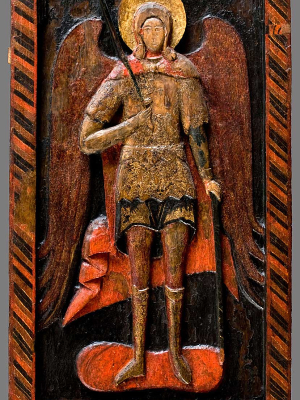 Архангел Михаил (резная икона)  