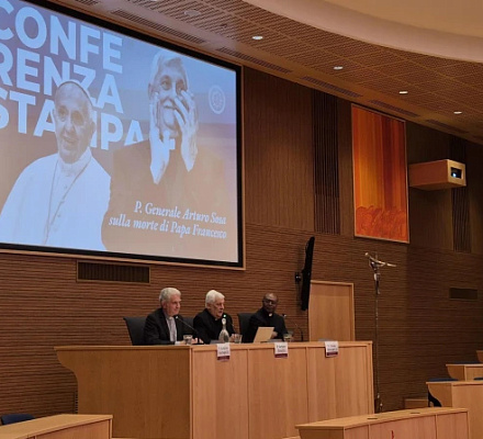 Jesuit superior Father Sosa: Pope Francis did not seek popularity