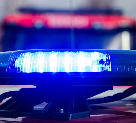 Agentes federales investigan el incendio de una iglesia católica en Arizona