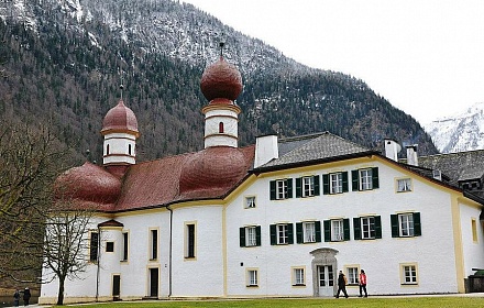 Iglesia de San Bartolomé en el lago Königssee