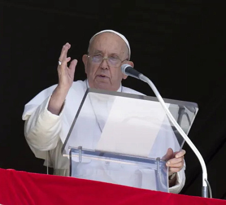 Pope Francis urges release of Hamas hostages, end of conflict in Israel and Palestine