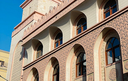 Saifee Masjid (Dawoodi Bohra Masjid)