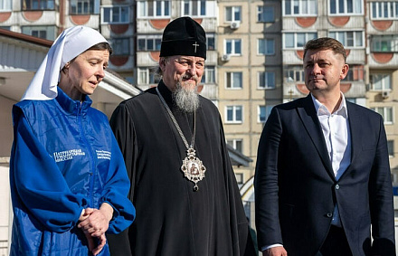 Состоялась встреча представителей Патриаршей гуманитарной миссии с мэром Белгорода и главой Белгородской митрополии