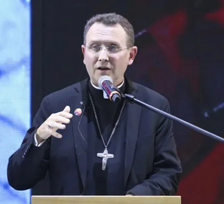 Bishop Cozzens emphasizes Eucharist, ‘transfiguration of the world’ at Eucharistic Congress
