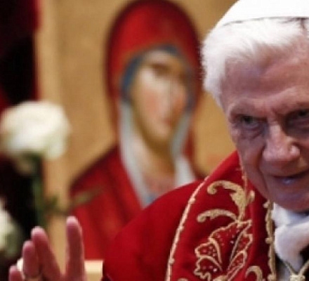 Der frühere Papst lobt die Zähigkeit der Christen aus der Sowjetzeit