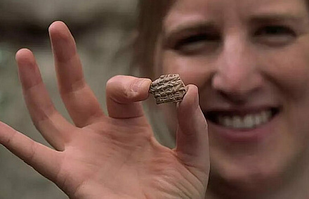 В Иерусалиме обнаружен 2700-летний глиняный фрагмент, подтверждающий упомянутую в 4-й книге Царств переписку царей Езекии и Сеннахирима